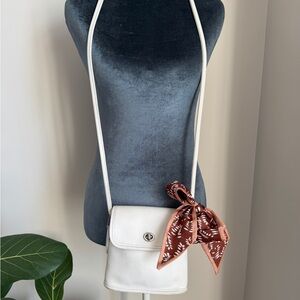 ✨ RARE Vintage Coach White Leather Tango Flap Bag 9049